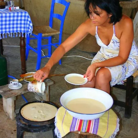 The Nitovikla Eco-agro Boutique & Pool & Cave Restaurant & Wine House An Authentic Cypriot Experience! Pensjonat