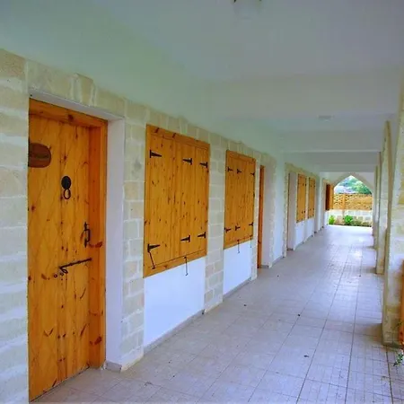 The Nitovikla Eco-agro Boutique&pool&restaurant&wine House * Rizokarpaso