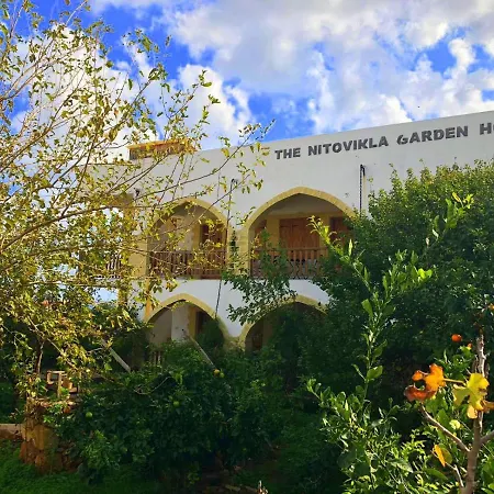 The Nitovikla Eco-agro Boutique&pool&restaurant&wine House Maison d'hôtes