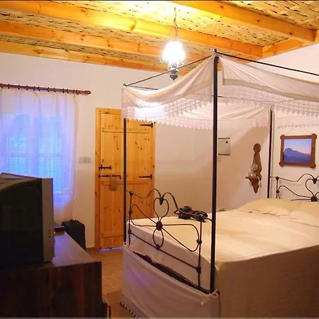 Vendégház The Nitovikla Eco-agro Boutique & Pool & Cave Restaurant & Wine House An Authentic Cypriot Experience!