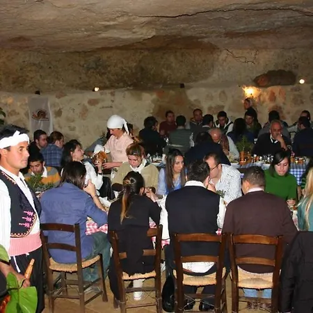 The Nitovikla Eco-agro Boutique & Pool & Cave Restaurant & Wine House An Authentic Cypriot Experience! Vendégház Rizokarpaso